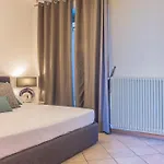Апартаменты The Patio Over Varenna