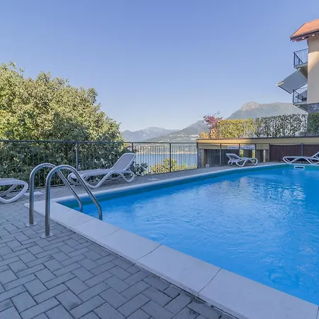 Апартаменты The Patio Over Varenna Перледо